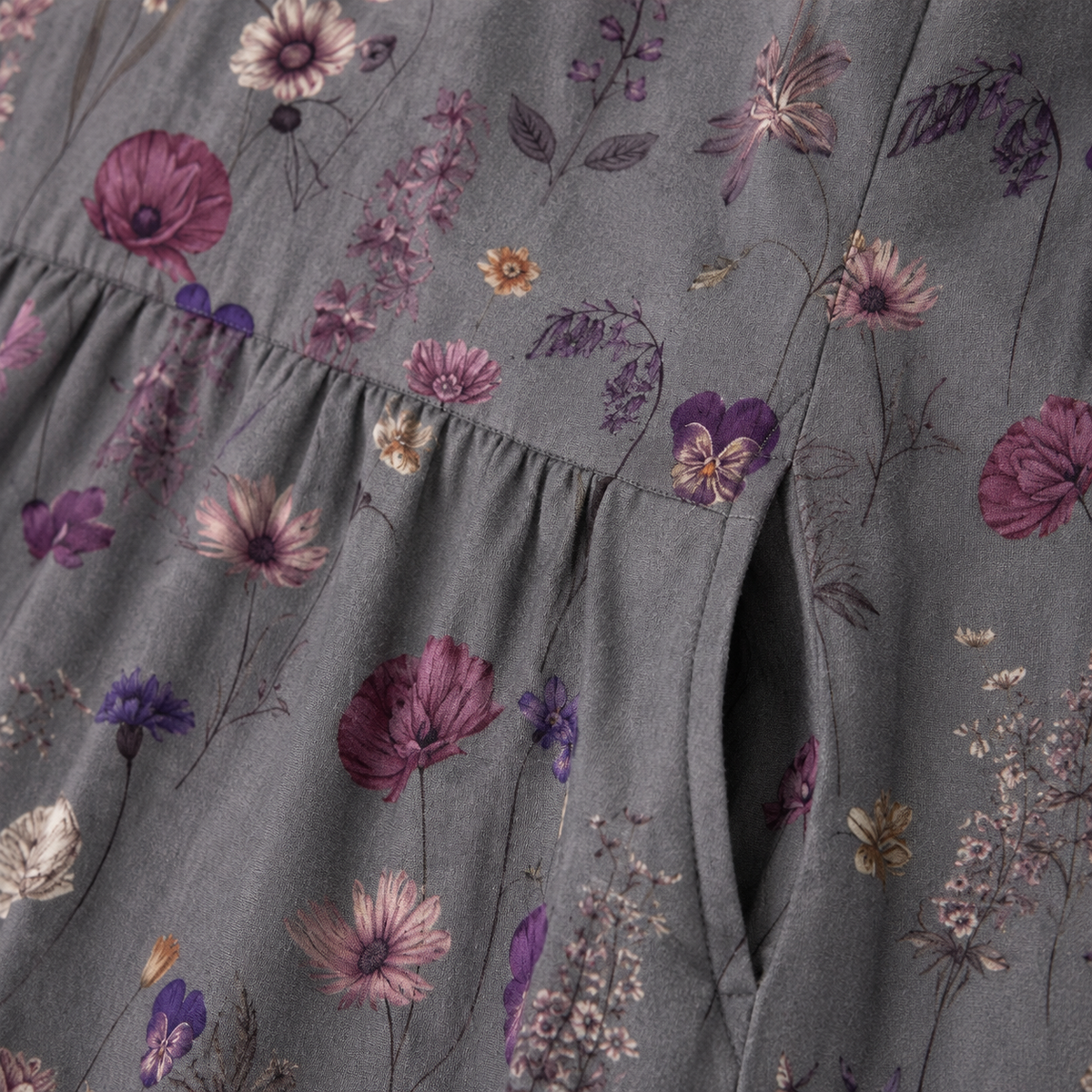 Audrey | Long Sleeve Blouse with V-Neck
